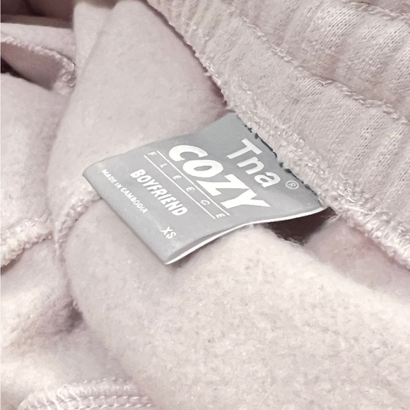 Grey Lilac TNA sweatpants - Picture 6 of 7